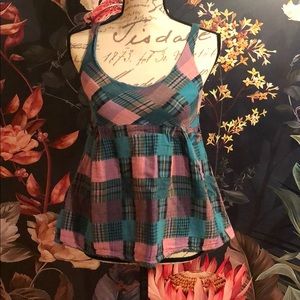 Plaid pink & teal Event tank Girls L